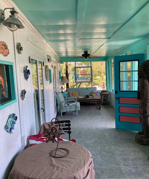 INSIDE_PORCH
