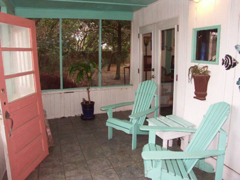 original-art-screened-porch-area